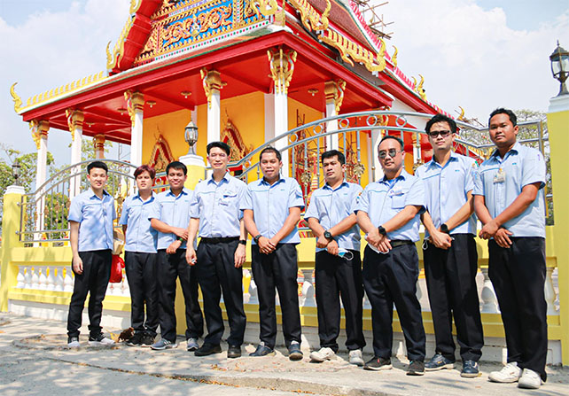 タイ寺院修復のための募金活動